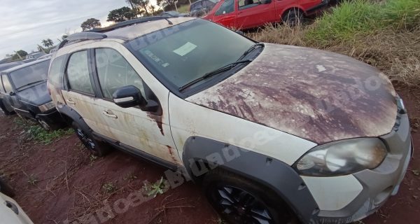 Fiat Palio em leilao em Ponta Porã/MS - Lote 1