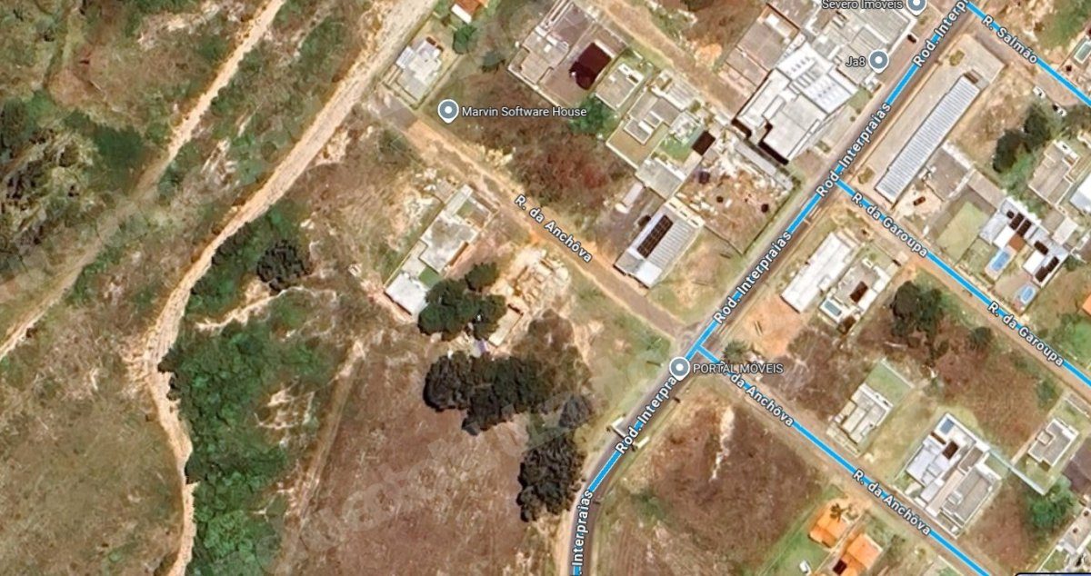 Terreno de 422 m2 em leilao em Brasil
