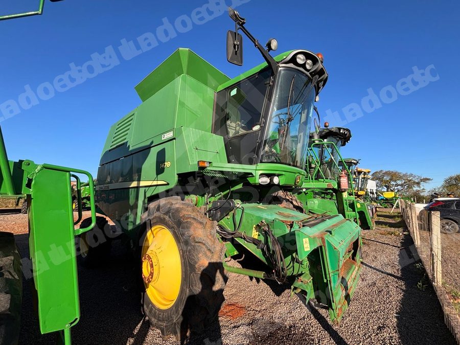 Máquina agrícola 2009 em leilão em Carazinho/RS