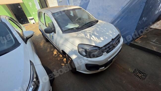 Fiat Uno 2018 em leilão em Brasil - Lote 1