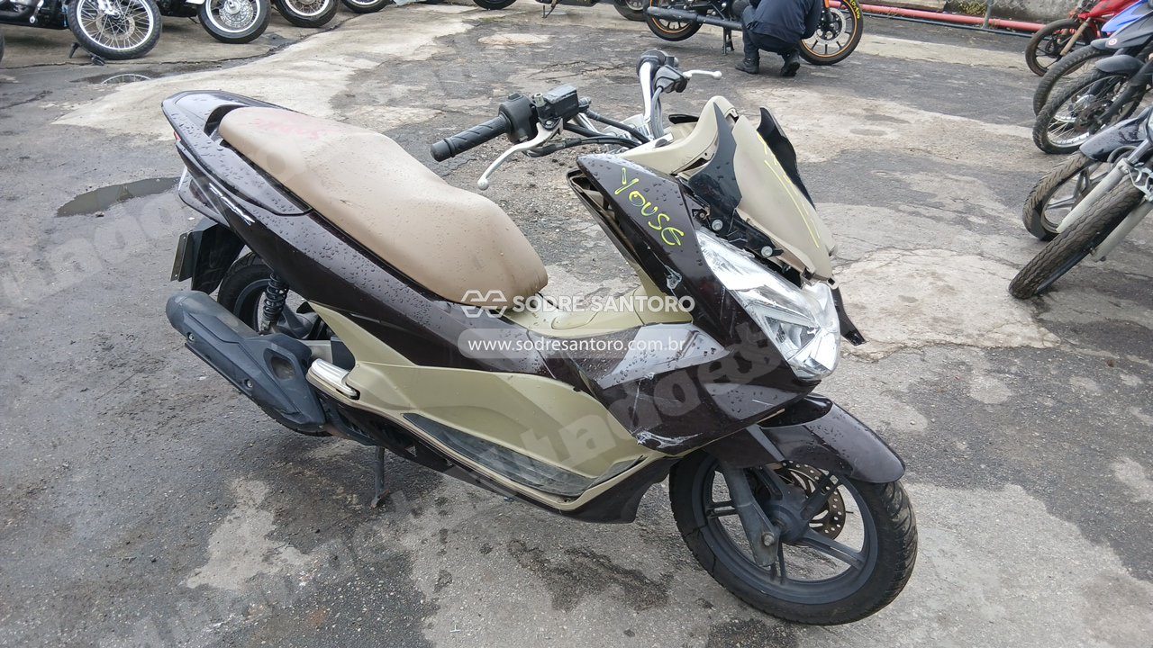 Honda Pcx 150 Dlx 2017 em leilao em Brasil