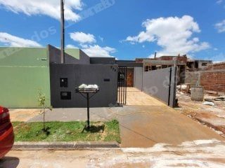 Casa de 55 m2 em leilao em Campo Mourão/PR