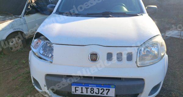 Fiat Uno em leilao em Naviraí/MS