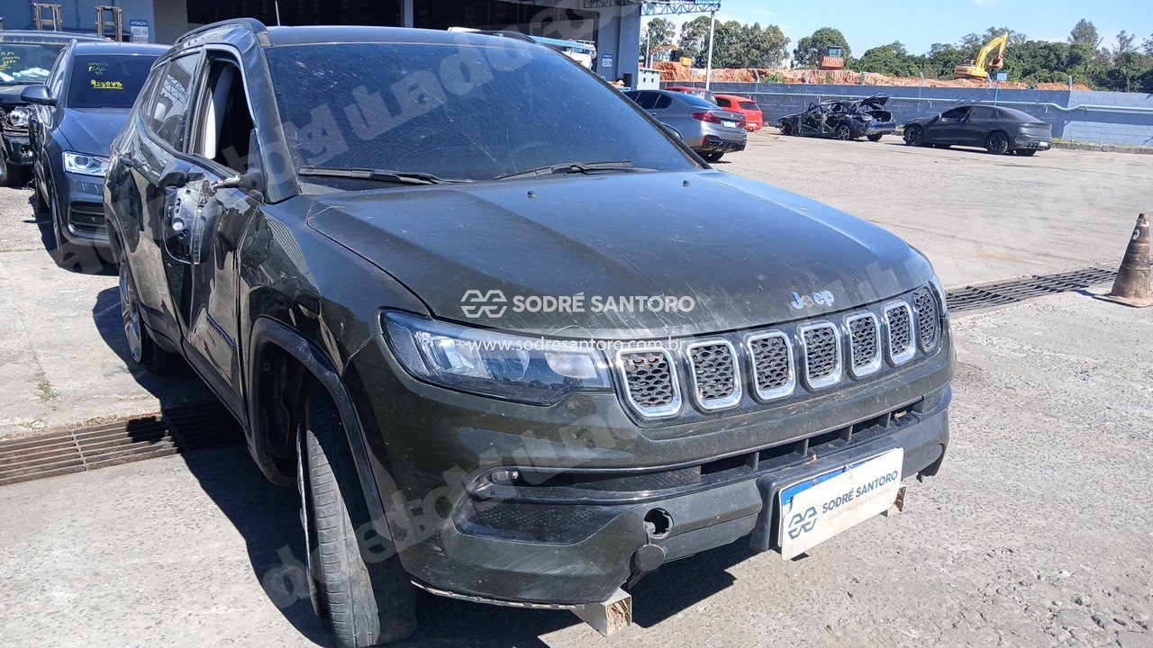 Jeep Compass Long Tf 2022 em leilão em Brasil