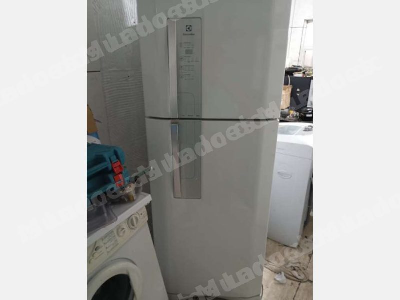 Lote em leilao em Refrigerador Electrolux Curitiba/PR