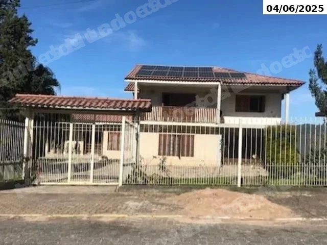 Casa de 1300 m2 em leilao em Sertão Santana/RS