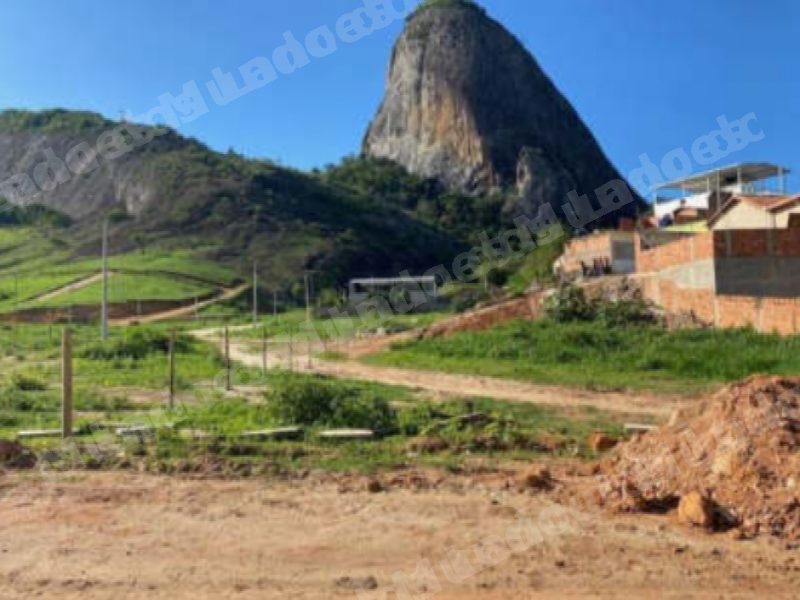 Casa em leilao em Itabirinha/MG