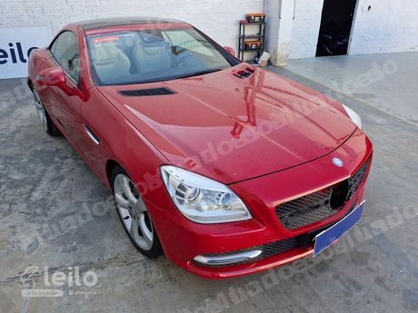 Mercedes Slk-250 em leilão em Eusébio/CE