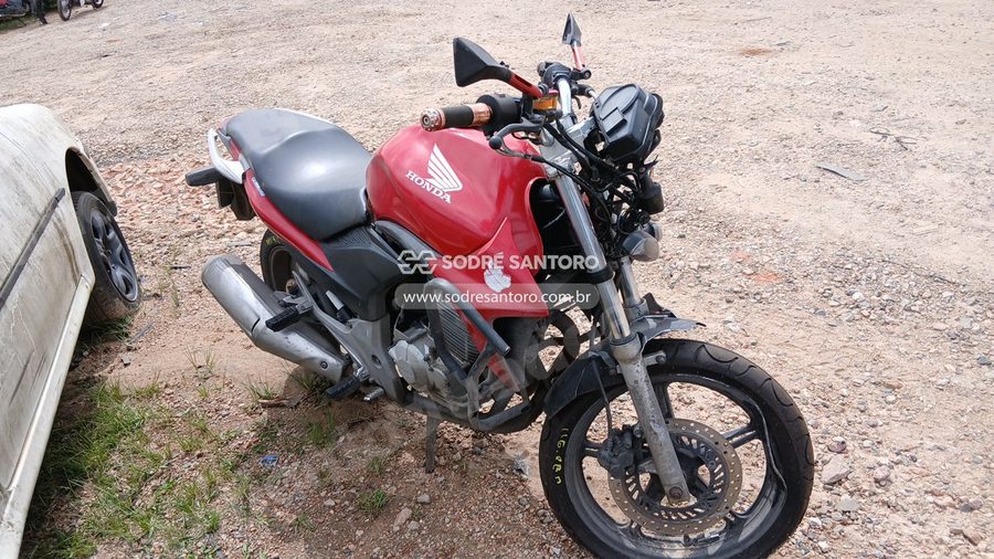 Honda Cb 300R 2014 em leilão em São José dos Pinhais/PR