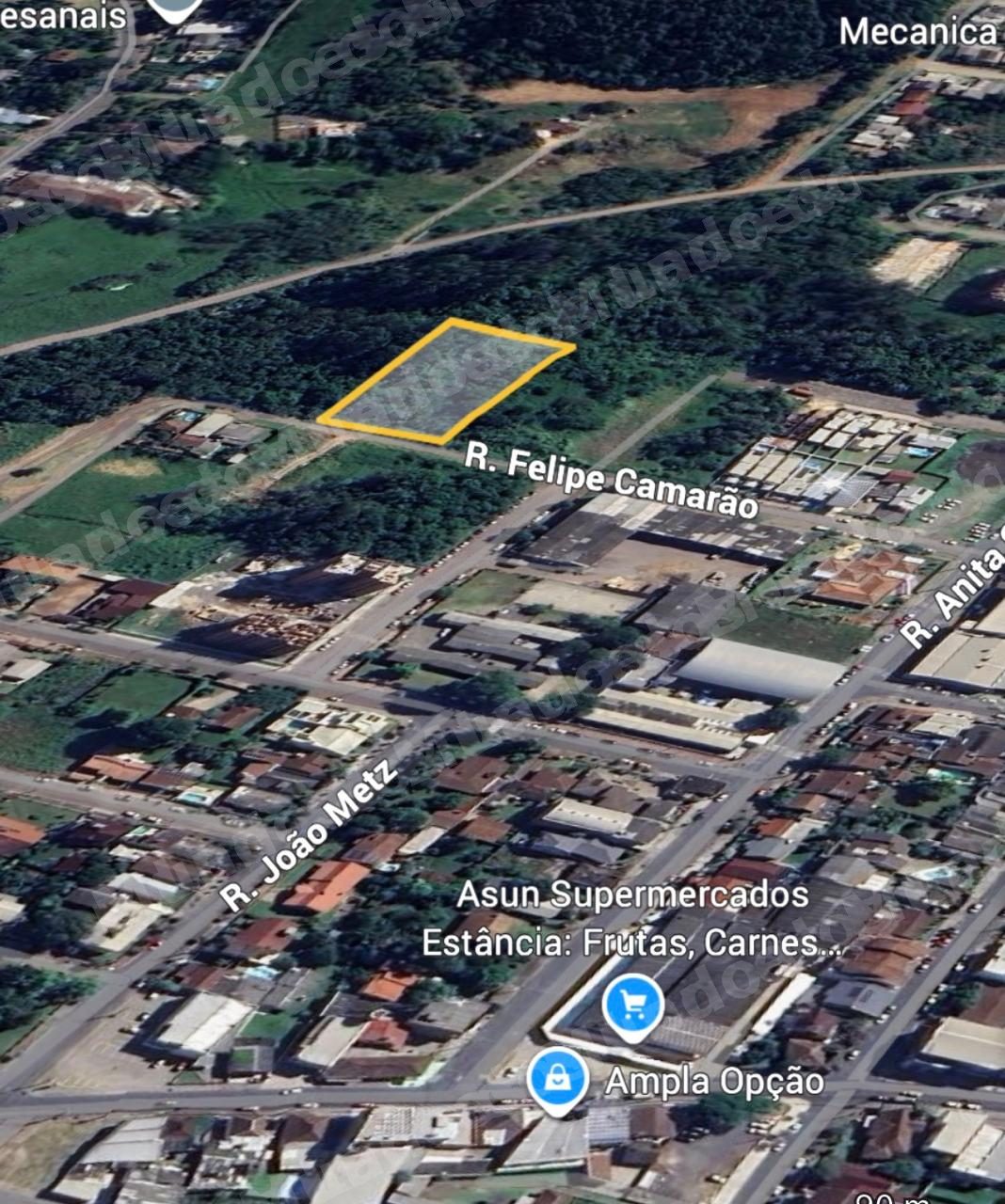 Terreno de 1928 m2 em leilao em Brasil