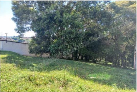 Terreno de 335 m2 em leilao em Brasil