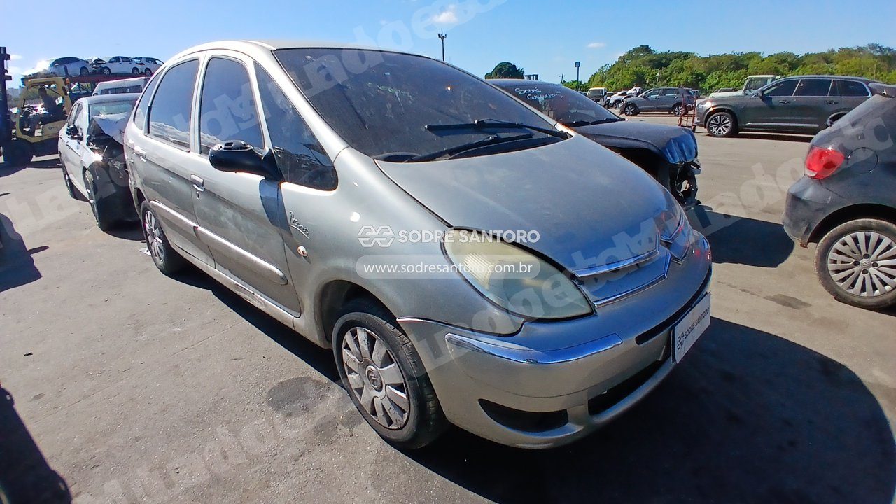 Citroen Picasso 2009 em leilao em Brasil