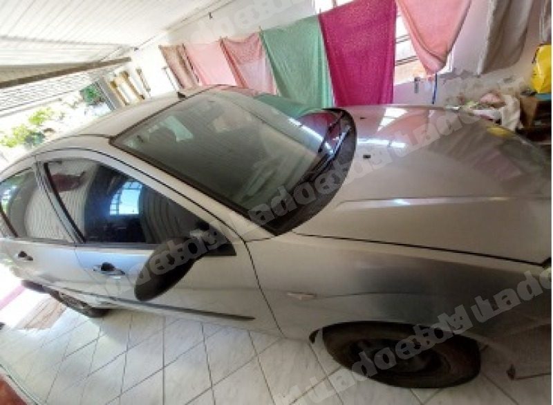 Ford em leilao em Brasil