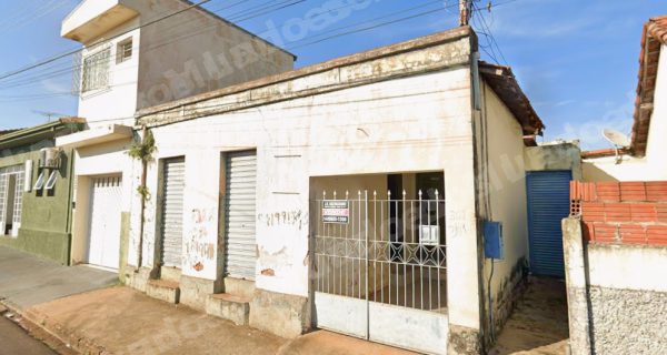 Casa de 189 m2 em leilao em Dois Córregos/SP
