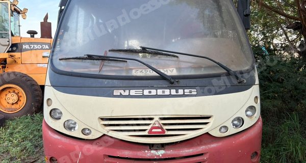 Agrale Neobus 2002 em leilão em Paraíso do Norte/PR