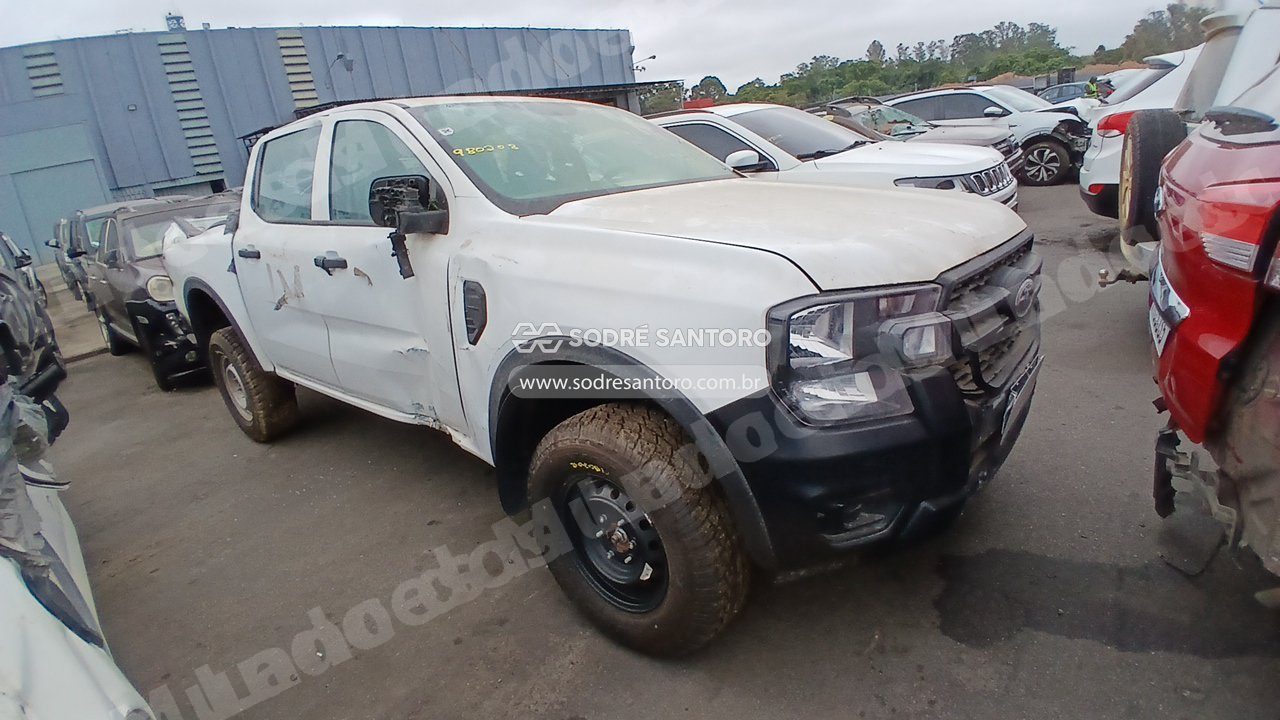 Ford em leilao em Brasil