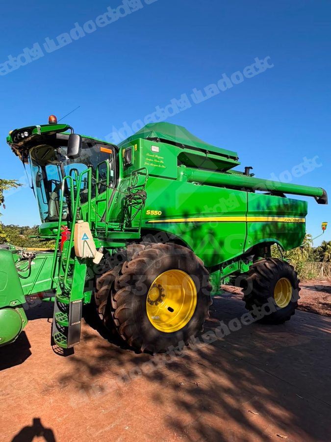 Máquina agrícola 2019 em leilão em Ibitinga/SP