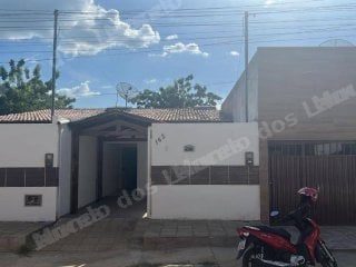 Casa de 96 m2 em leilão em Patos/PB