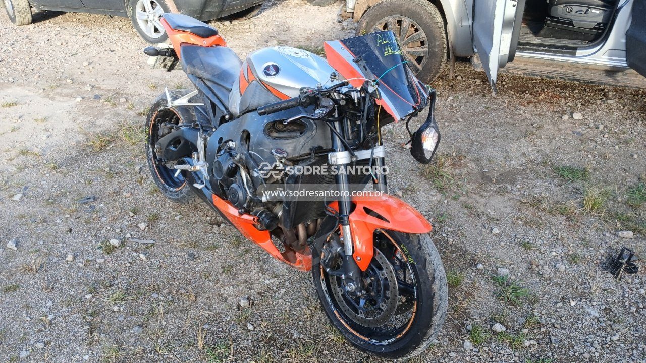 Honda Cbr 1000 Rr 2010 em leilao em Sj. dos Pinhais/PR
