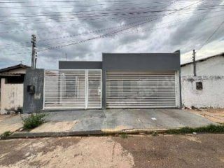 Casa de 102 m2 em leilão em Rondonópolis/MT