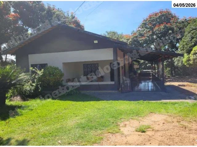 Casa de 52600 m2 em leilão em Cacoal/RO