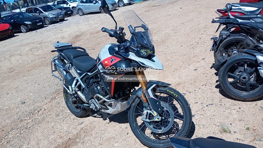 Triumph Tiger 900 Rallyp 2026 em leilão em São José dos Pinhais/PR