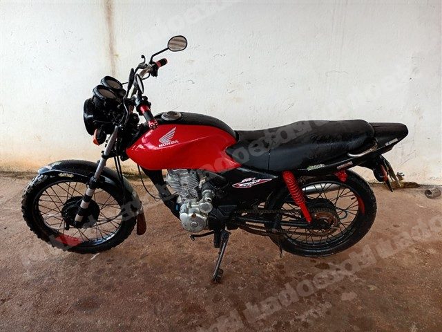 Honda 2004 em leilao em Brasil - Lote 1