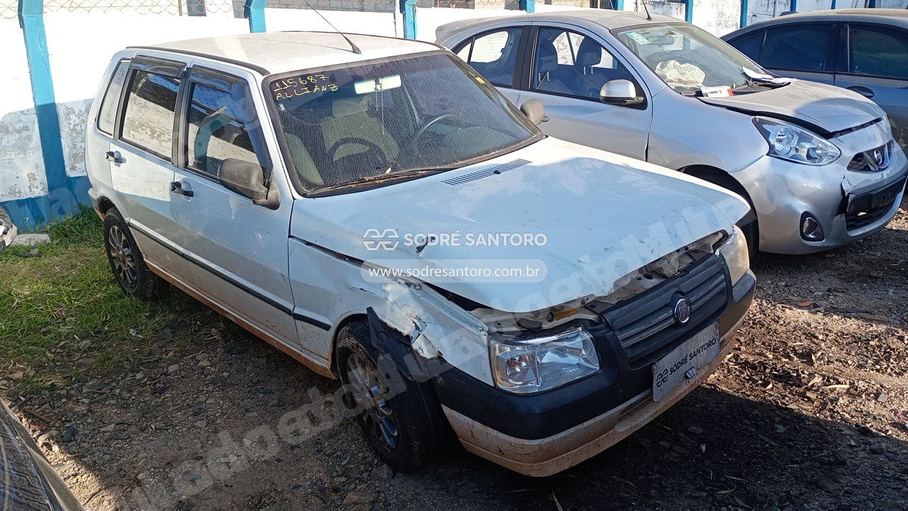 Fiat Uno Mille Economy 2012 em leilão em São José dos Pinhais/PR