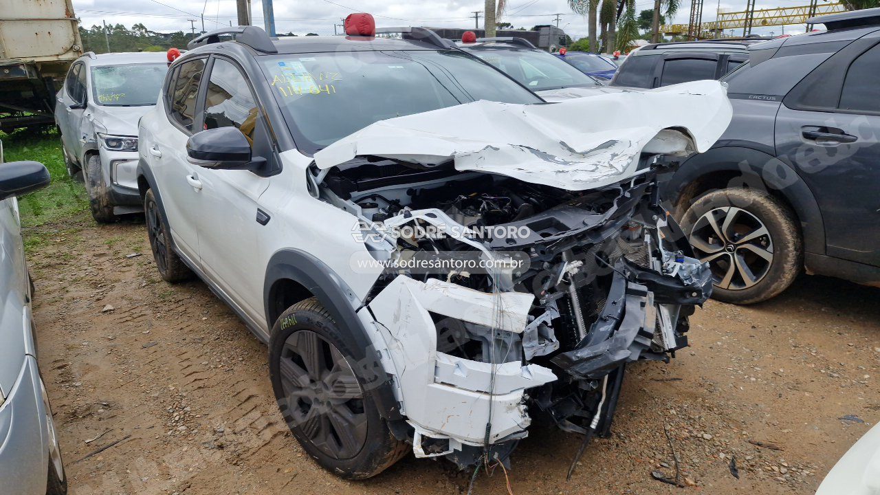 Renault em leilao em São José dos Pinhais/PR