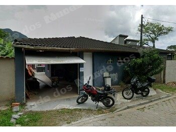 Casa em leilao em São Sebastião/SP