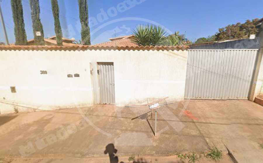 Casa de 70 m2 em leilão em Igarapé/MG