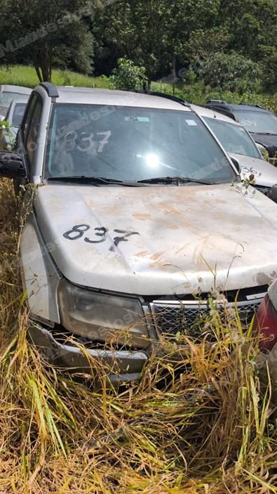 Suzuki em leilao em Campos do Jordão/SP