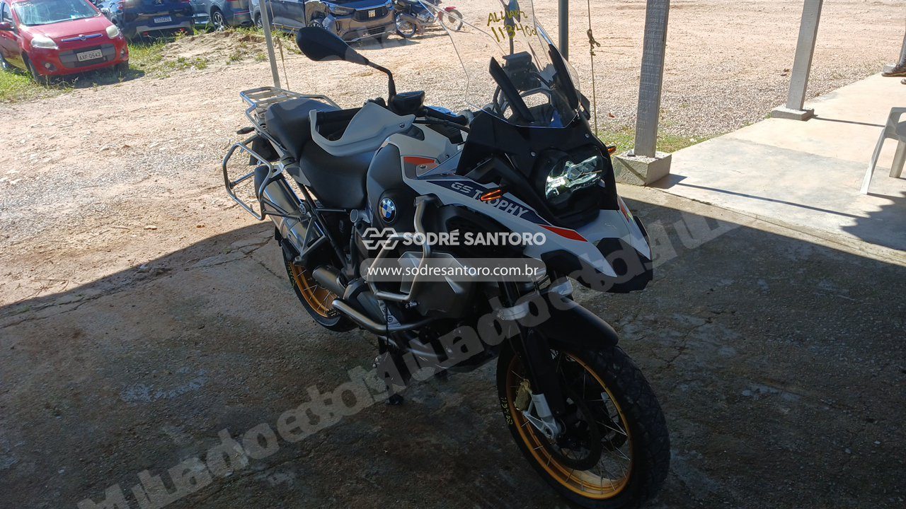 Bmw em leilao em São José dos Pinhais/PR