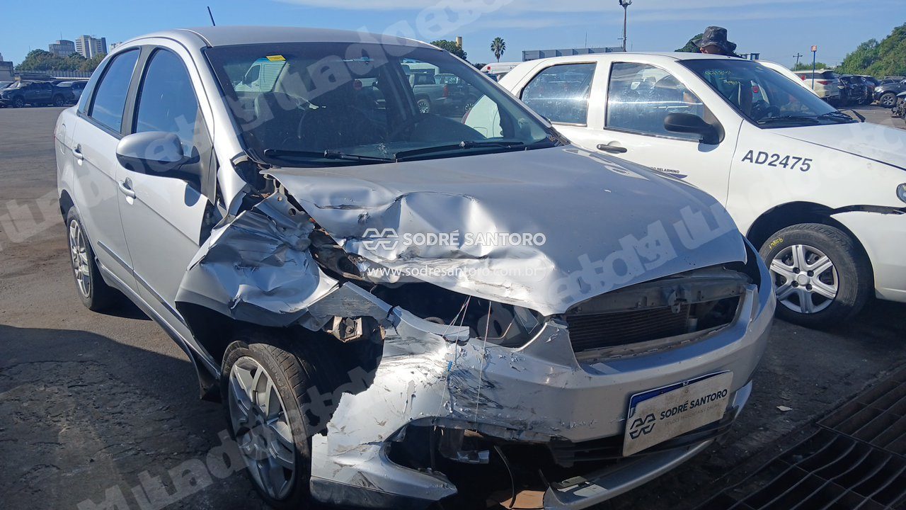 Fiat Siena Essenc 1.6 Dl 2013 em leilao em Brasil