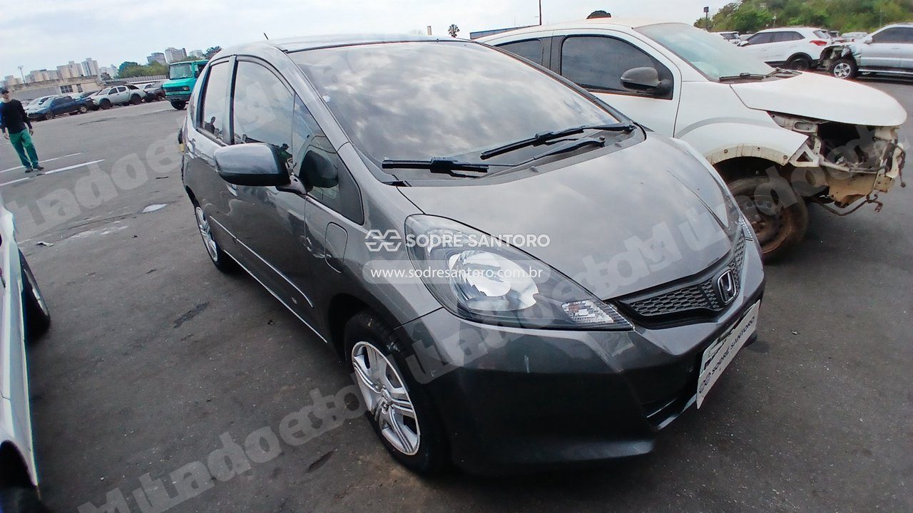 Honda Fit Cx Flex 2014 em leilão em Brasil