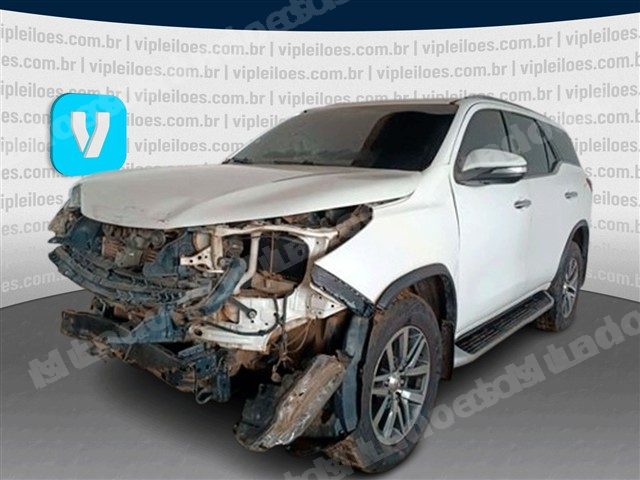 Toyota em leilao em Brasil