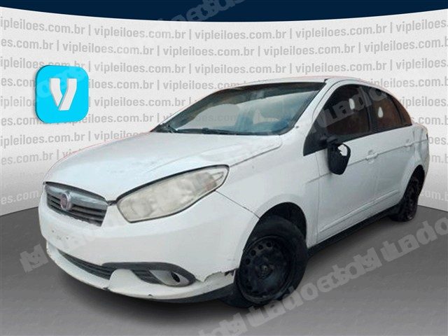 Fiat 2014 em leilão em Brasil