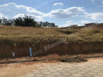 Terreno em leilao em Oliveira/MG