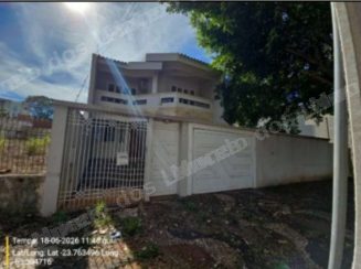 Casa de 490 m2 em leilão em Umuarama/PR
