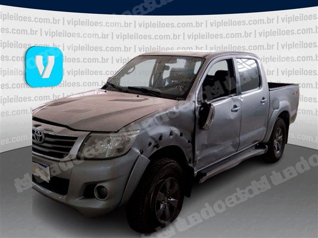 Toyota 2015 em leilao em Brasil