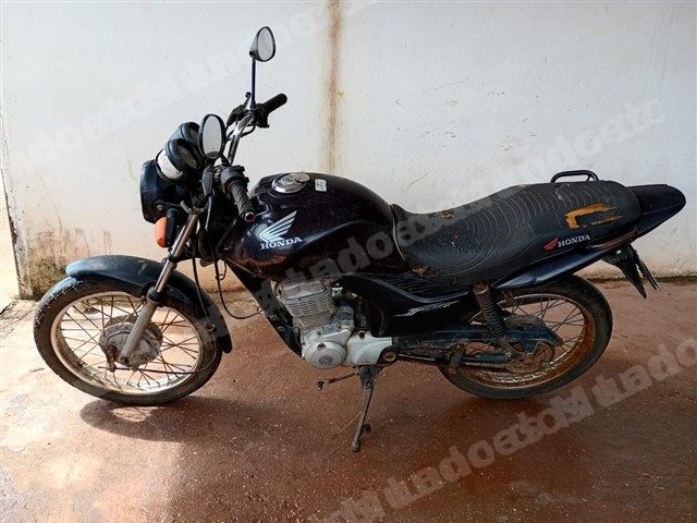 Honda 2011 em leilao em Brasil - Lote 2