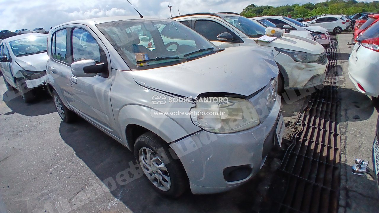 Fiat em leilao em Brasil