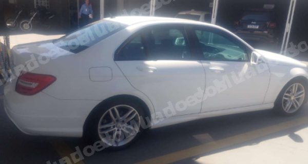 Mercedes C180 2013 em leilão em Goiânia/GO