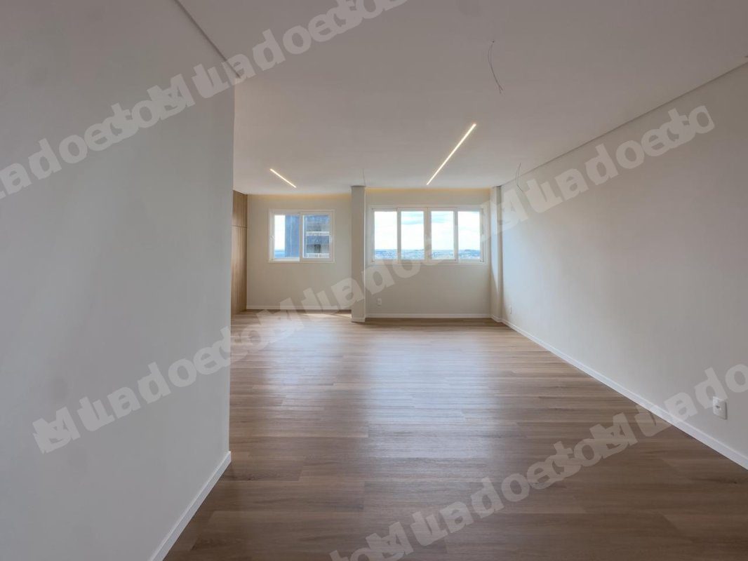 Apartamento em leilao em PR