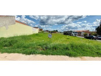 Imóvel de 268 m2 em leilão em Mineiros do Tietê/SP