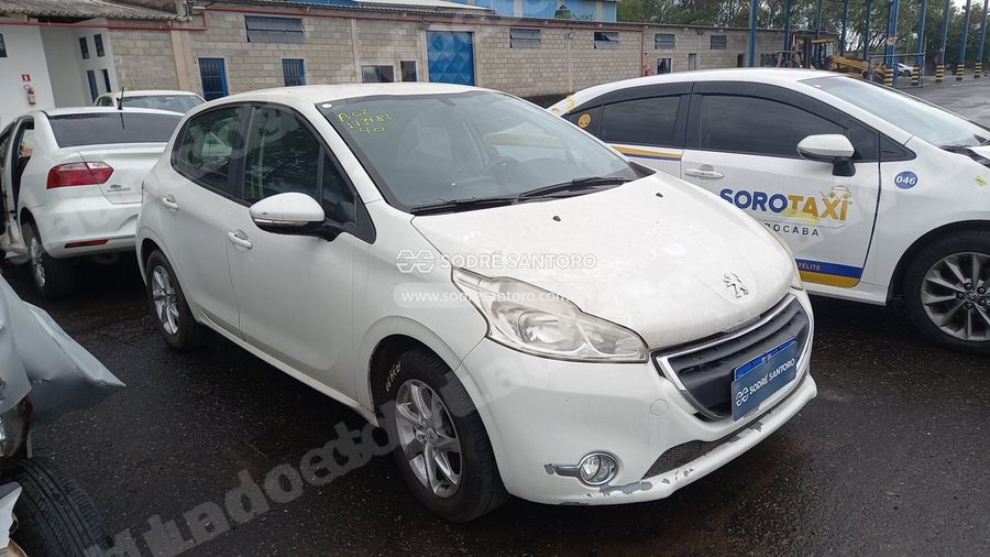 Peugeot 208 Active 2014 em leilão em Monte Mor/SP