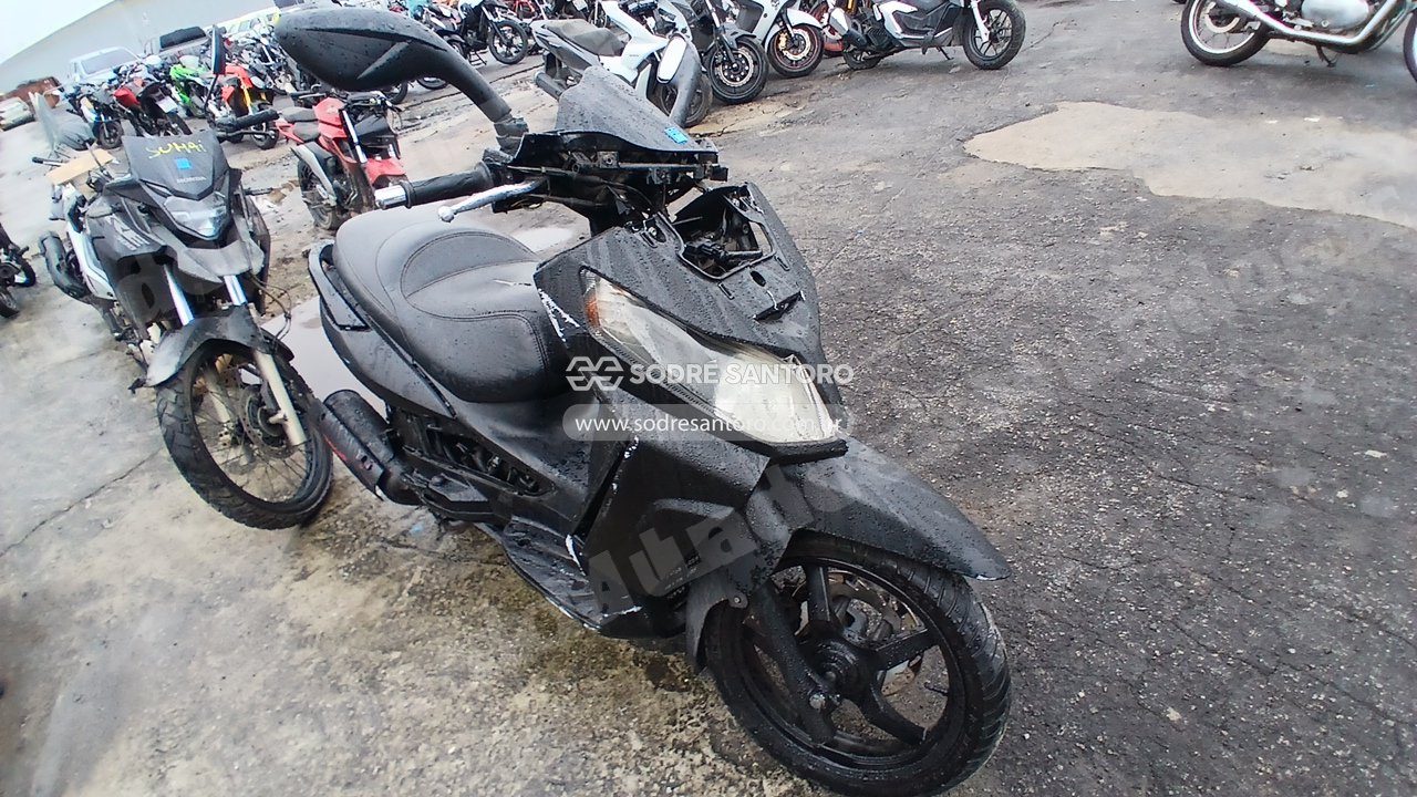 Citycom 300I 2015 em leilao em Brasil
