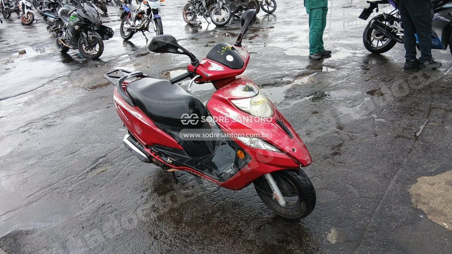 Suzuki Burgman I 2012 em leilão em Guarulhos/SP