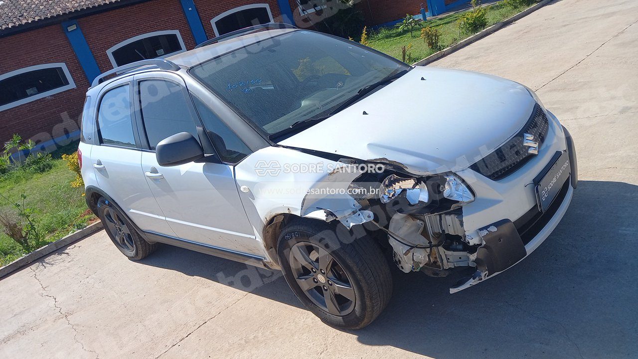 Suzuki em leilao em Cesário Lange/SP