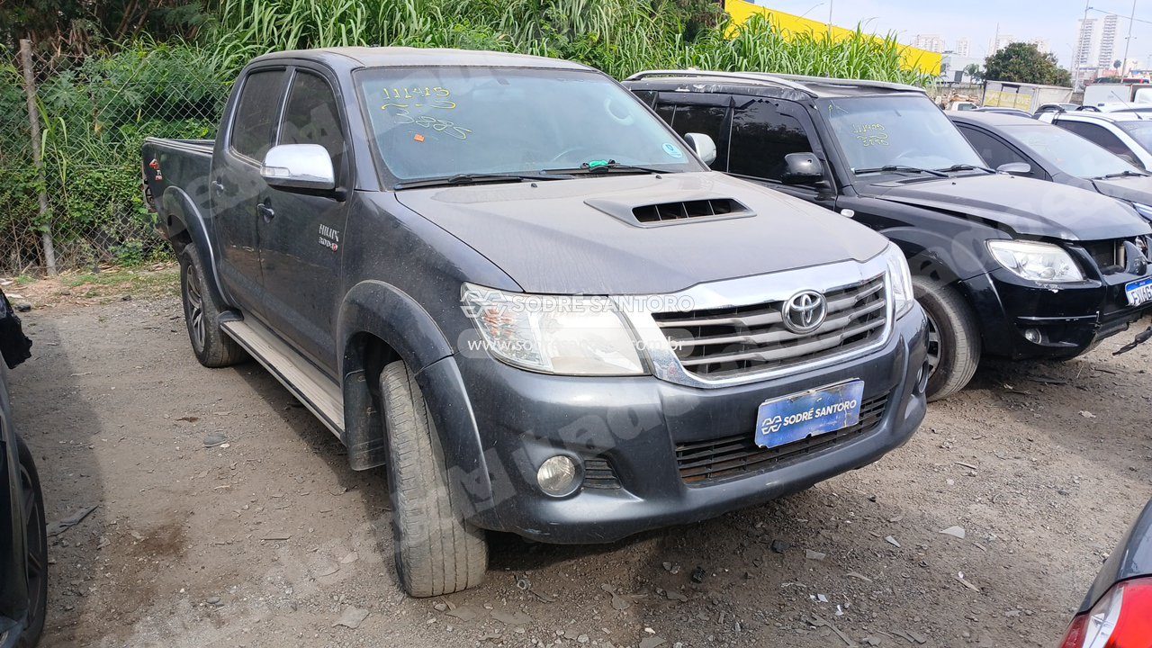 Toyota Hilux Cd 4X4 Srv 2013 em leilao em Guarulhos/SP